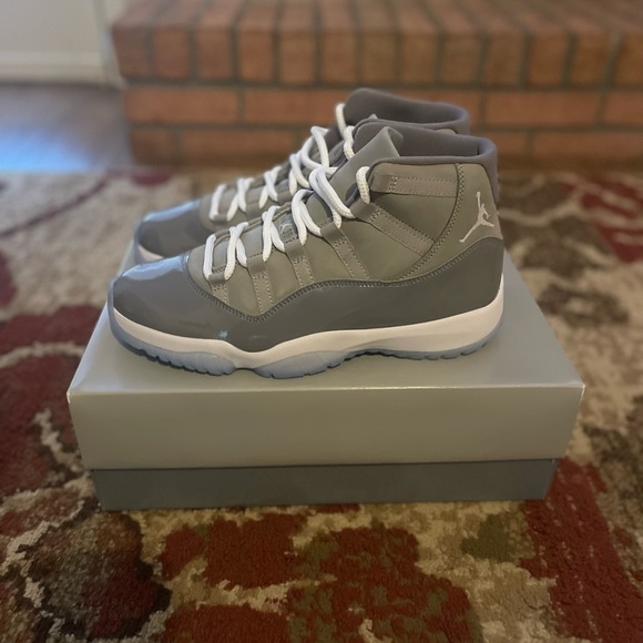 Air Jordan retro 11s Cool Grey’s size 10 Deadstock - Picture 3 of 6